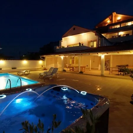 And With A Swimming Pool Kali, Ugljan - 14083 3*