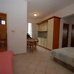 And With A Swimming Pool Kali, Ugljan - 14083 Pensionat 3*